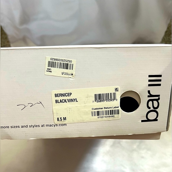 New Bar III Black/Vinyl Bernicep Heels - Picture 8 of 8